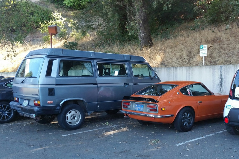 Stopped at the farmers market on the way home. A DeLorean from the C&C followed me here,